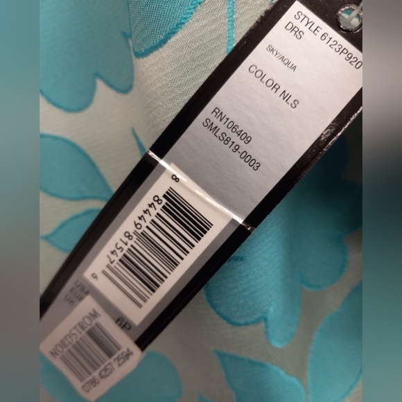 Tahari NWT 6123P920 Aqua Blue Dress - Picture 3 of 5